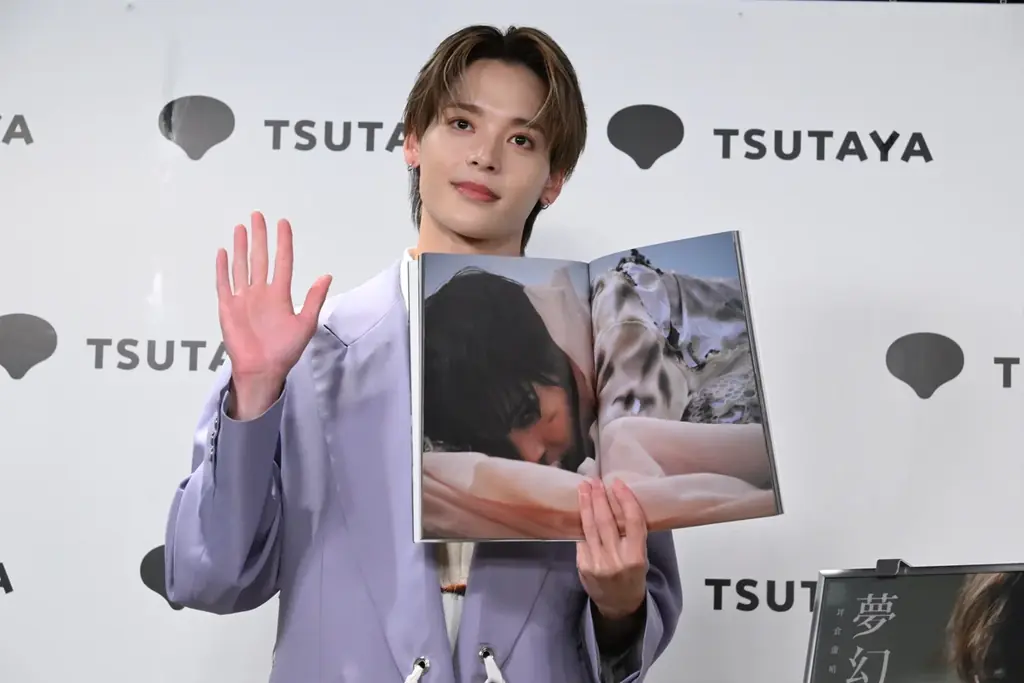 坪倉康晴が初の写真集を発売!「役者人生で歩んできたすべてが詰まっている」 画像 4