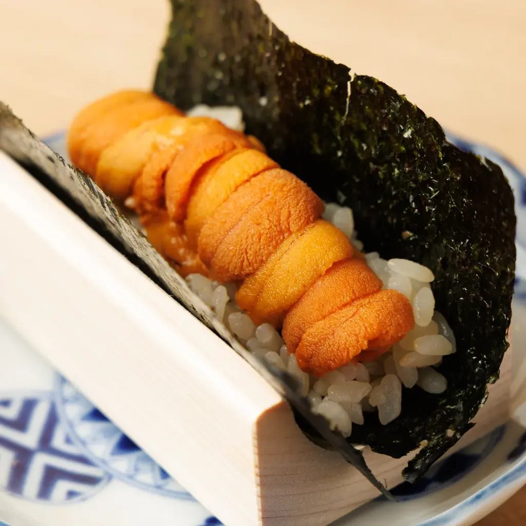 【1日20名様限定】食べログ3.5以上の高級寿司店が監修。本格江戸前寿司15貫コースが破格の3,000円！｜『日本橋 すし処 二ノ宮』全店で8月限定開催！｜ 画像 10