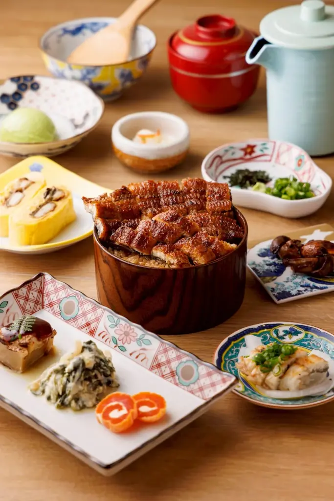 名古屋発コスパ最強と行列の絶えない、「昼だけうなぎ屋」監修の、新ブランド：炭焼鰻と特選和牛「ふじさん」名古屋の玄関口である名古屋駅に8月1日オープン！ 画像 5