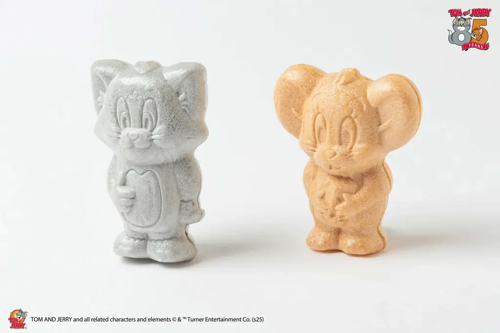 [トムとジェリー85周年記念] ミニソフビのようにデザインされた最中「トムとジェリー モナカ チョコレート＆チーズ味」の登場です 画像 4