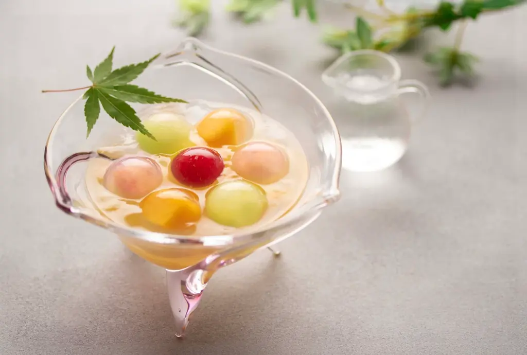 8月限定「彩寒天」発売！祇園の涼感カフェスイーツを体験