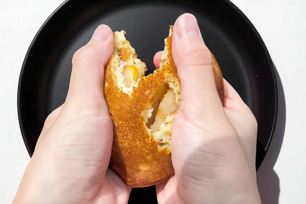 【この夏、絶対食べてほしい！】ひんやり×もちもち新感覚！「夏みかん生どら焼き」数量限定で今年も登場！ 画像 11