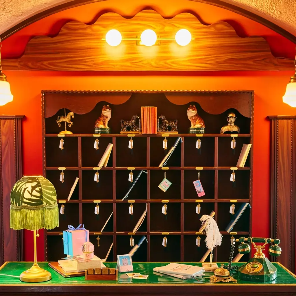 人気Instagramコミュニティ「Accidentally Wes Anderson」と初コラボレーション！世界観を楽しむアイテム９月３日（水）発売！ 画像 13