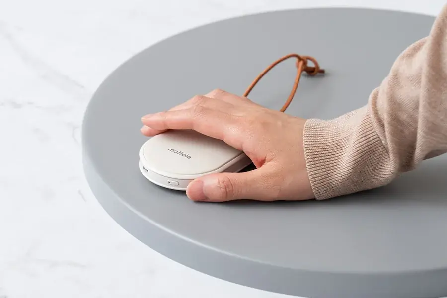 累計販売台数130,000台超のロングセラーmottole（モットル）の「充電式カイロ」が、カラーリングを一新して登場 画像 7