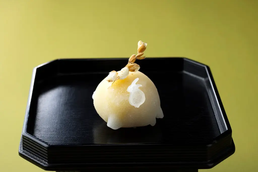 【シェラトン都ホテル東京】中秋の名月に想いを寄せ、見立ての美と味わいを楽しむ「お月見アフタヌーンティー」を発売 画像 3