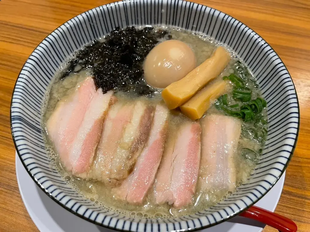 ラーメン界から“カレー革命”！秋葉原発『ミスターラーメン』が「神田カレー街食べ歩きスタンプラリー2025」に初参戦 画像 4