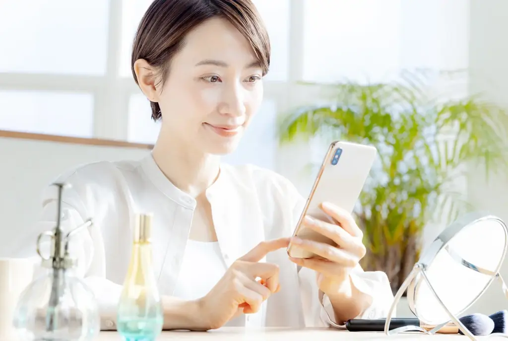 化粧品情報収集調査