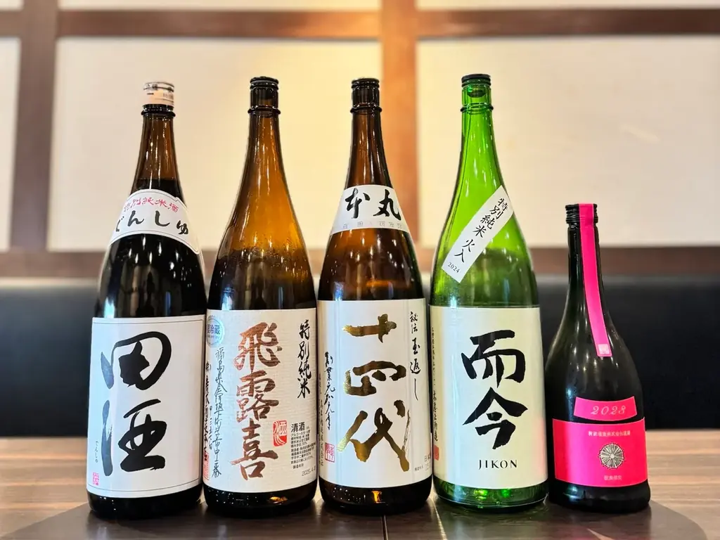 8月限定！日本酒原価酒蔵で希少酒5種飲み比べ＆飲み放題