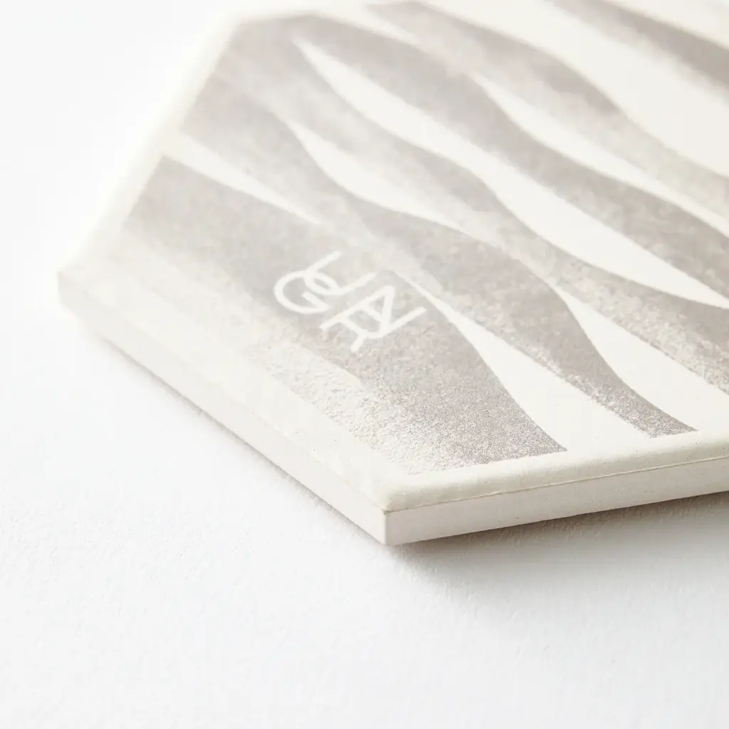 【UN GRAIN】オンラインショップ限定！アーティスト西淑氏コラボノベルティ付き「ミニャルディーズ6個セット～デビュタン～」8月1日(金)より新発売 画像 3