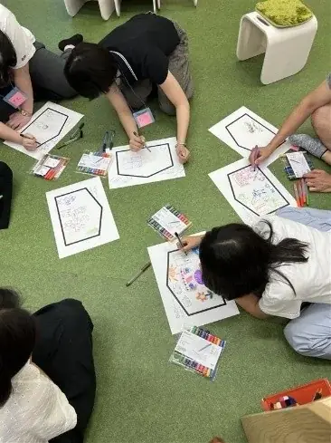 イケア、国内で初めて家での暮らしを振り返り対話のきっかけをつくる絵本「たびする家(いえ)」を制作8月1日「やっぱり家の日」に合わせ電子版を公開 画像 3