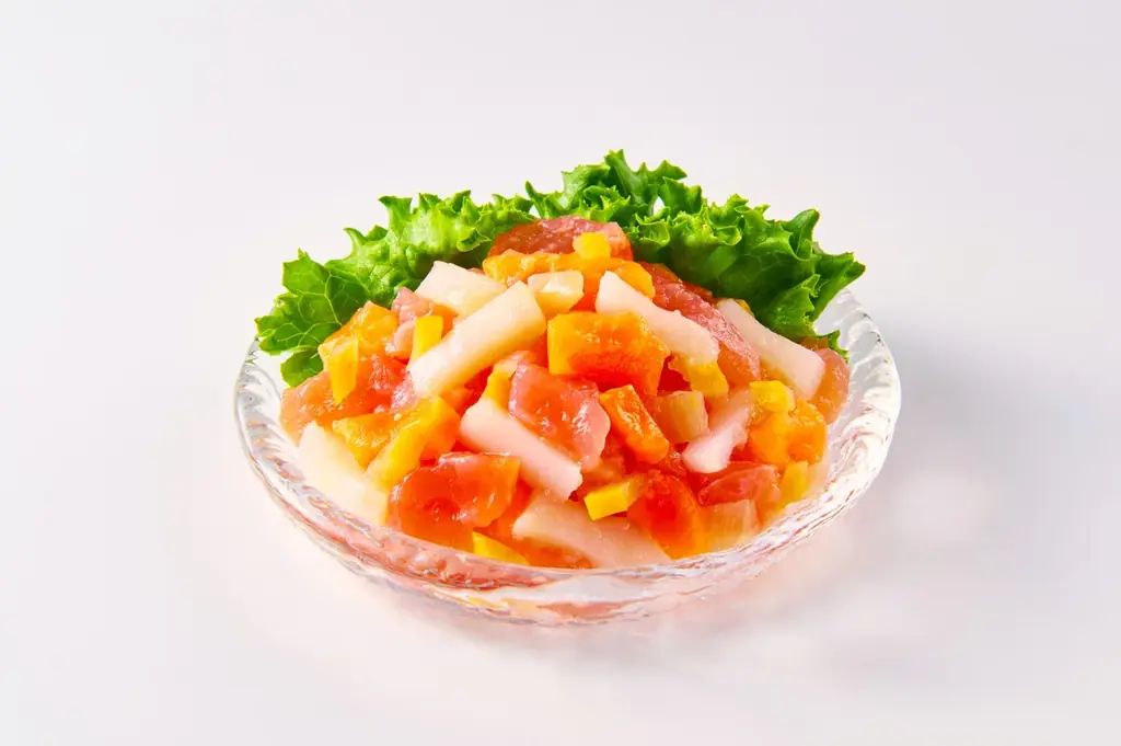 レモン香る 3 種の海鮮ポキ　2025 年 8 月新発売 画像 2