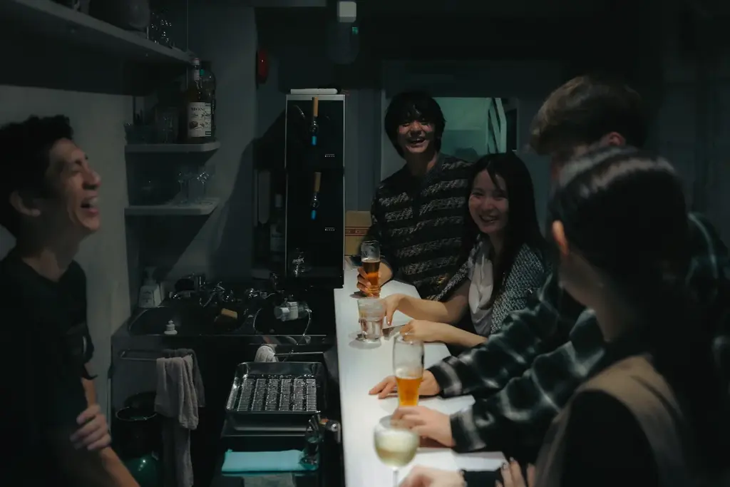 築30年の空きビルを塗装技術で蘇らせたシェア型ホテル「HOTEL URO」2025年8月1日開業 画像 13