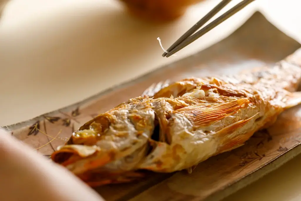 【8月4日は”箸の日”】“魚がもっと美味しくなる”チタン箸「銀鱗-gingin-」クラウドファンディング支援額440万円突破！秋の味覚をより豊かに味わうための一膳を。 画像 7