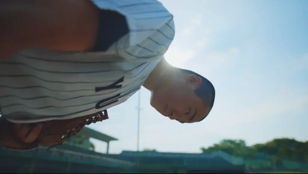 「その汗は、君が思うより強い。」ポカリスエットが野球帽の“帽子の裏側”に込められた汗の力を描く 夏の学生野球シーズンに合わせ、WEBムービー・新聞広告・屋外広告などを公開 画像 5