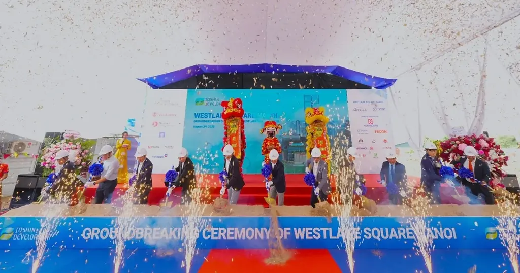 Westlake Square起工式
