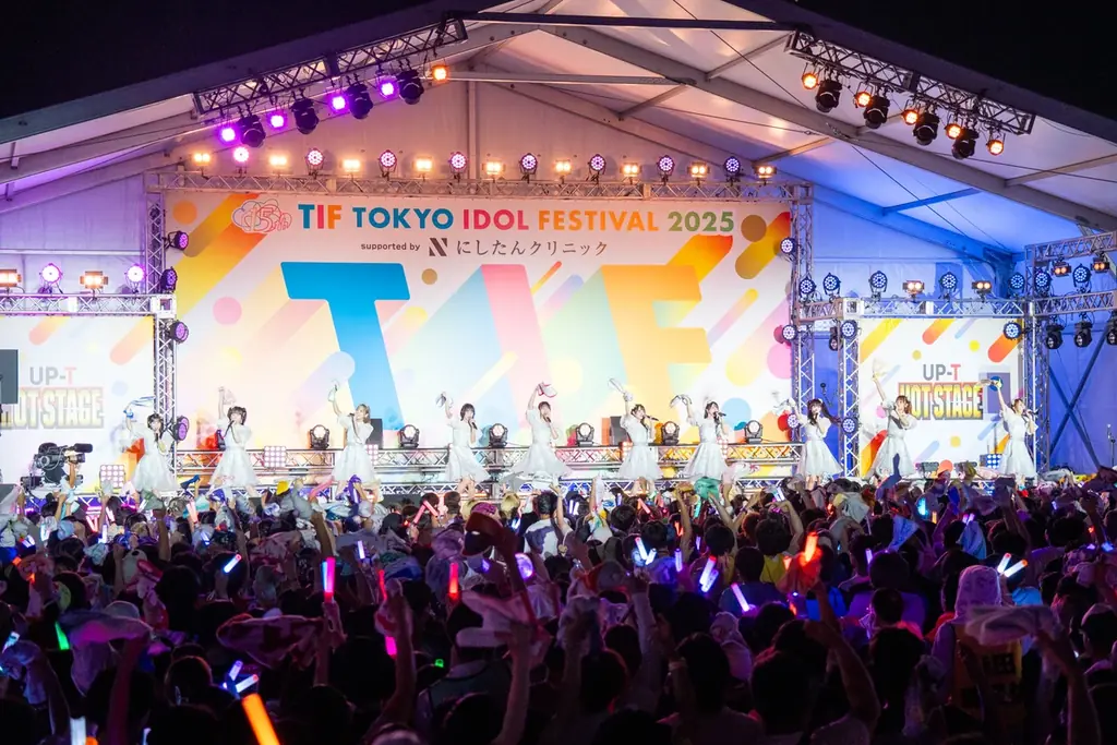 2025年8月開催TOKYO IDOL FESTIVALで＝LOVEが初の大トリ熱演