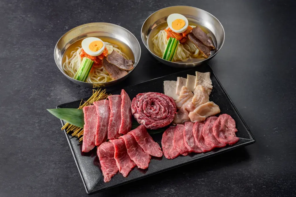 【大好評につき数量限定で再販】芸能人やグルメインフルエンサー絶賛!焼肉屋「牛恋」の通販商品『鶏だし冷麺』セットが再登場! 画像 5