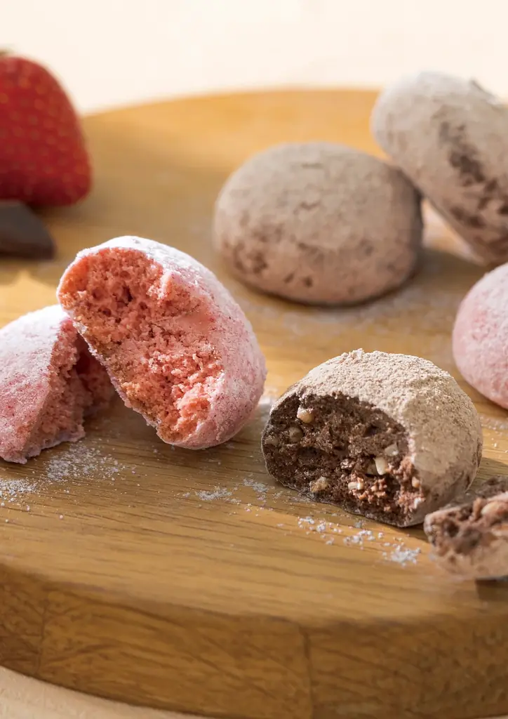 口の中でほろりとほぐれる優しい口当たりがたまらない、スペイン発祥の伝統的なお菓子！ゴディバ「ポルボロン」発売 画像 1