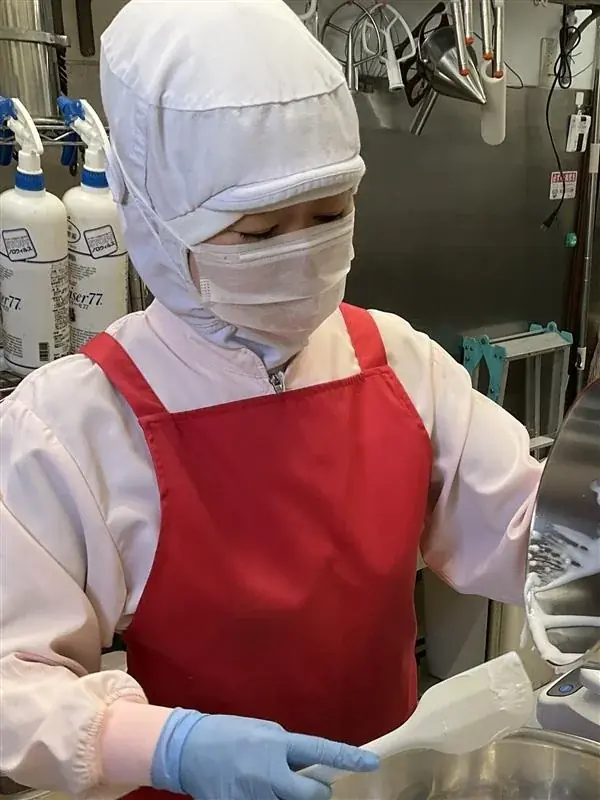 口の中でほろりとほぐれる優しい口当たりがたまらない、スペイン発祥の伝統的なお菓子！ゴディバ「ポルボロン」発売 画像 2