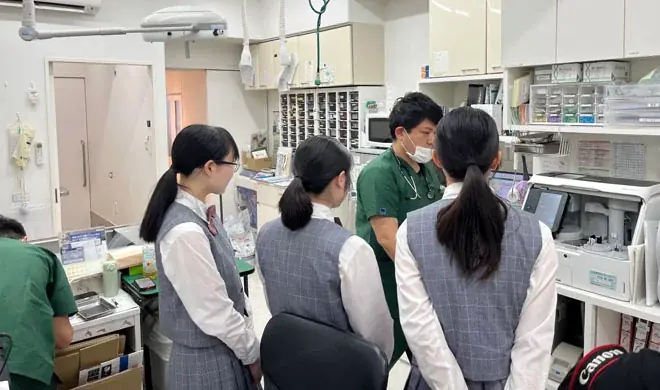 アニコムグループの「新宿御苑前どうぶつ病院」で職場体験を実施 画像 2