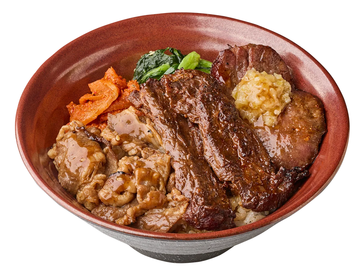 暑い夏こそ肉で乗り切る!8月の“肉祭り”は炭火仕上げの牛タン・ハラミ・カルビ全部のせ!今だけ味わえる、牛肉のフルコース “焼肉3種盛り丼”新登場 画像 2