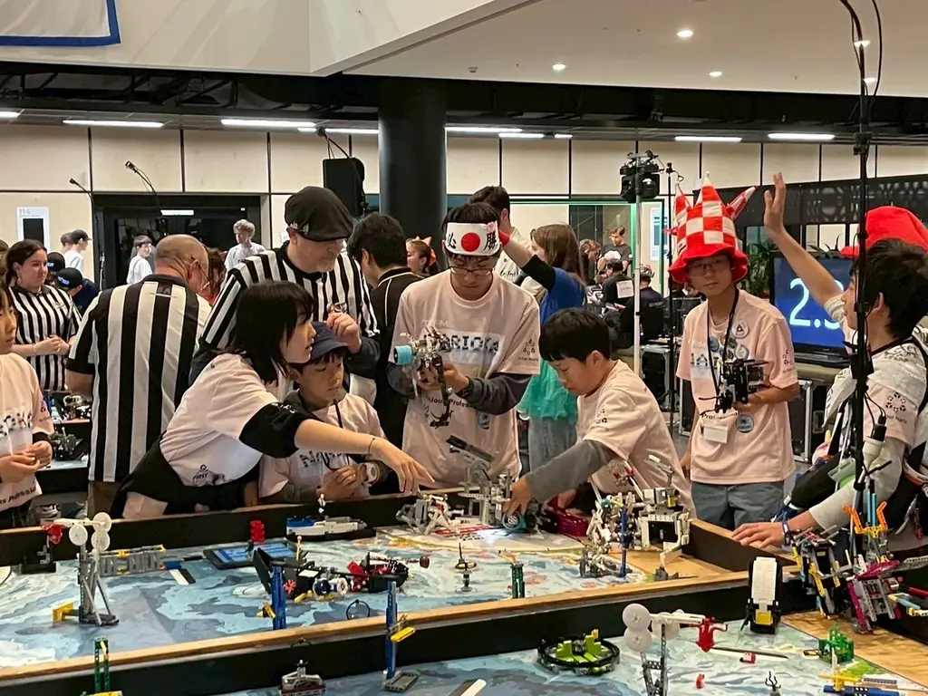 【東京都板橋区】世界1位を獲得したTEAM NARIOKAメンバーが区長を表敬訪問! 画像 3