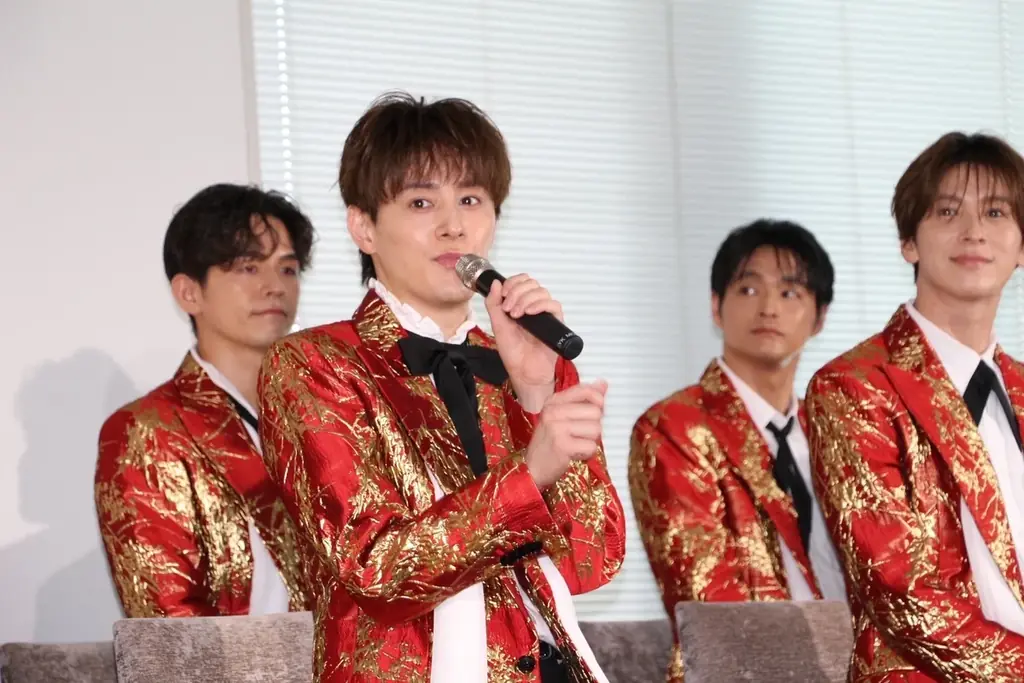 秋元康氏プロデュースの人気昭和歌謡グループ「SHOW-WA」が初のアンバサダー就任式!スカルプDまつ毛美容液「8月8日“ぱちぱちまつ毛の日”」制定記念 1日アンバサダー就任イベントレポート 画像 2