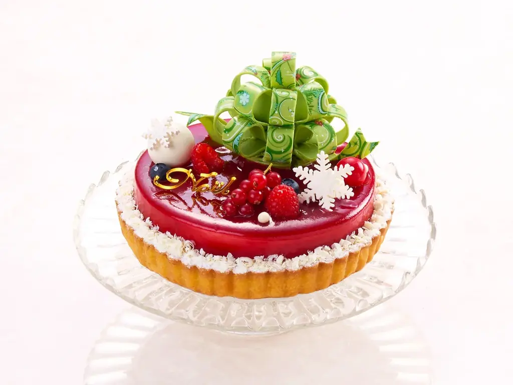 【ロイヤルパークホテル】クリスマスケーキ2025新作発表！コンテスト入賞作を今年も商品化。 画像 4