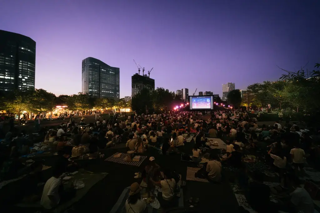 夏の終わりに、記憶に残る映画体験を。 『バケモノの子』『竜とそばかすの姫』を野外上映 「品川オープンシアター Vol.13」9月6日・7日開催 画像 2