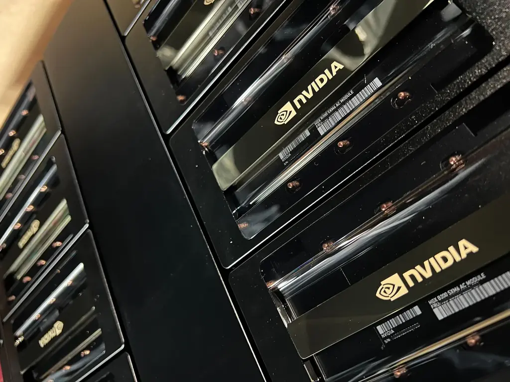 2025年8月8日開始、NVIDIA B200搭載サーバー運用開始で生成AI開発加速