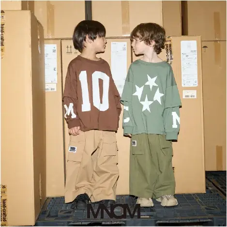 ナルミヤ・インターナショナルのEC限定ブランド「b・ROOM/ビールーム」より、大人びた飽きのこないデザインを楽しめる〈 MNCM（モノクローム）by b・ROOM〉が8月8日(金)発売スタート！ 画像 6