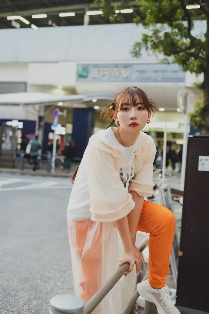 “令和の歌まねヒロイン”よよよちゃん、初のフォトブック『#よよよちゃんといっしょ』が2025年8月8日（金）発売！ 画像 5