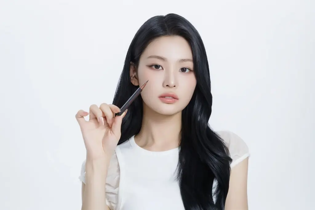 メイクで365日を10倍楽しくするコスメブランド『3650』　韓国ガールズアイドルグループ〈LIGHTSUM〉を起用し新プロモーション “わたしの3650” を展開 画像 10