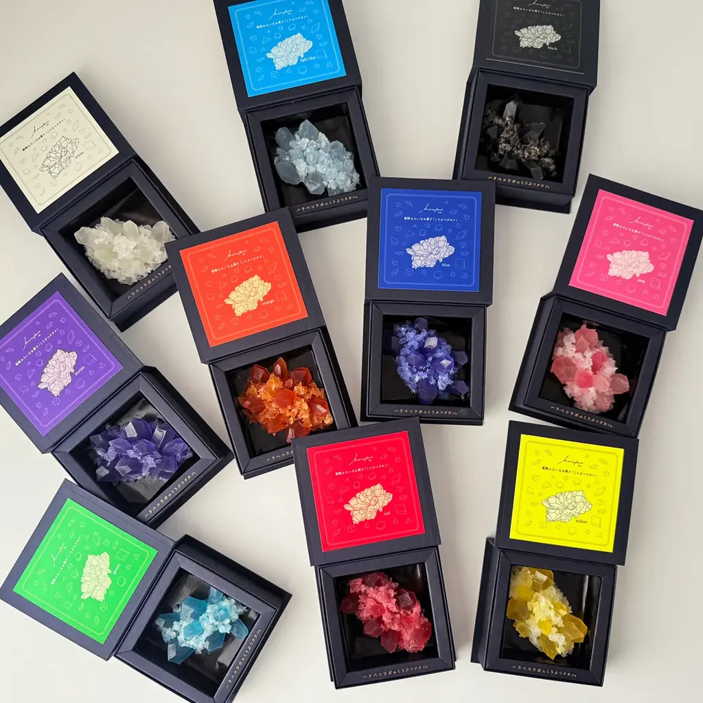 “推し色”で楽しむ宝石菓子。全10色展開の琥珀糖ボックスが登場！2025年8月8日(金)正午より発売開始 画像 2