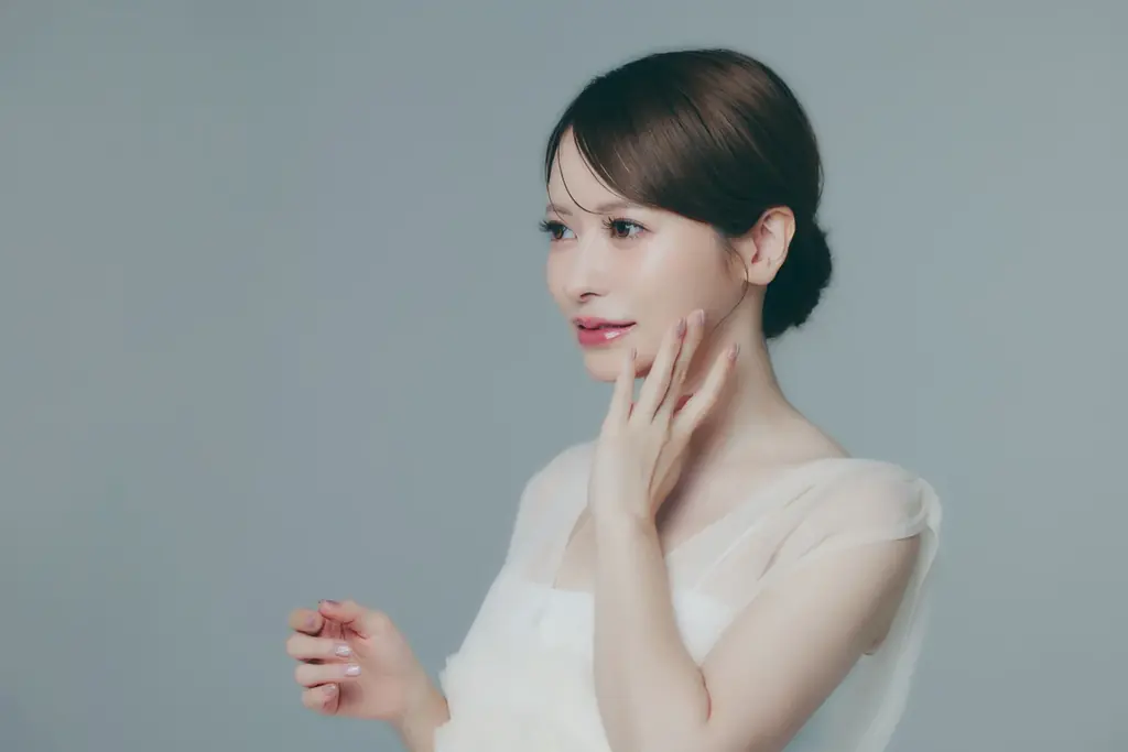 【ヘラヘラ三銃士 まりなプロデュース】Shin&Me LUXE SERUM 100、販売開始から約3日で初回予定数量900本完売。アクセス集中によるサーバーダウンから特例延長を経て完売御礼。 画像 2