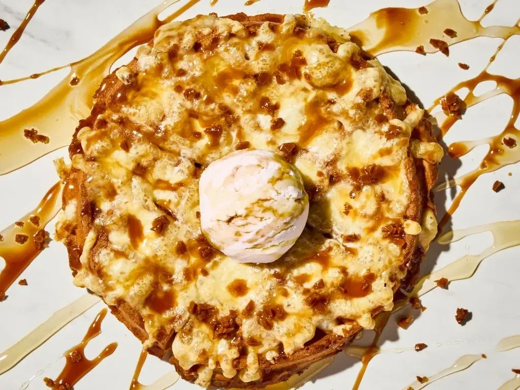 「WIRED CAFE ルクア大阪店」にて、新スイーツ『Waffle Crush!』の販売を開始! 画像 2