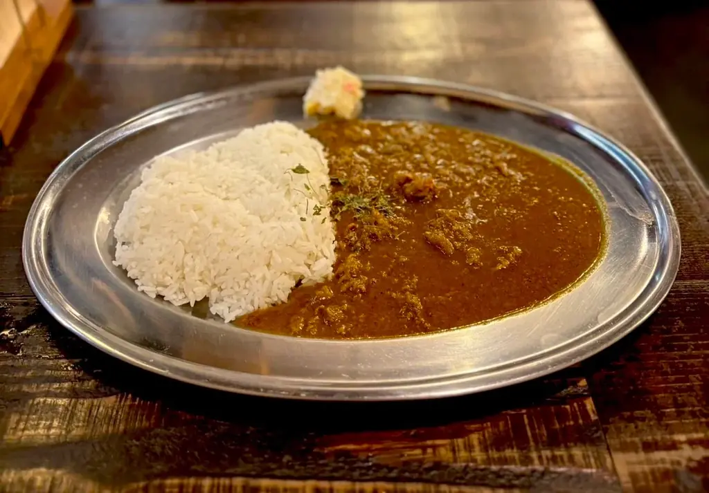 万博の大阪から、こんにちは!「ISETANカレーフェス2025」に人気の個性派・大阪スパイスカレー3店舗が伊勢丹新宿限定メニューで出店!8月20日(水)より開催。 画像 5