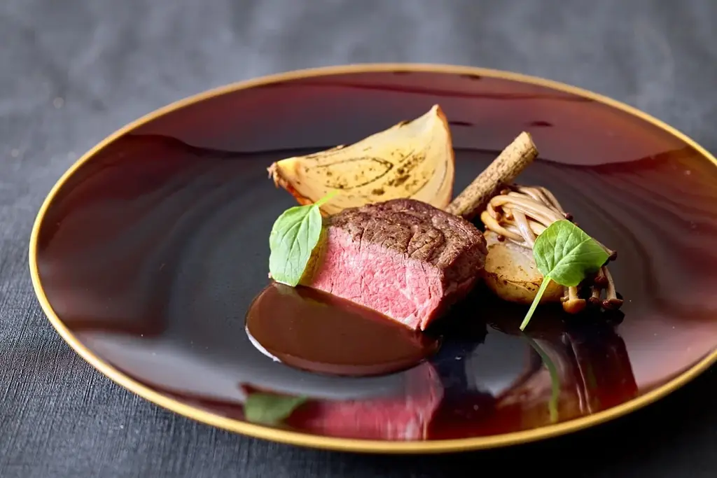 【名古屋】ホテルシェフが厳選した北海道の食材を使用！北の大地の人気な郷土料理で巡る美食紀行『北海道フェア～海鮮・肉・旬野菜を味わう海陸グルメ旅～ 』期間限定開催 画像 5