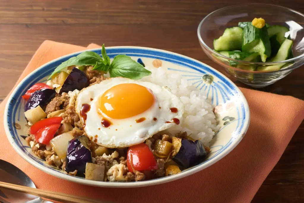 藤本美貴さん夫妻MC フジテレビ「ミキティダイニング」とOisixとのコラボ第2弾　プロ考案レシピをミキティ流にアレンジしたスペシャルメニューがミールキットに 画像 5