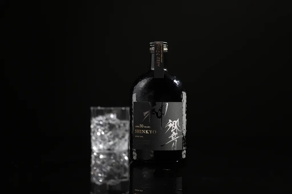 【8/21~9/29】東武百貨店 池袋店で、SNSで話題の「酒ガチャ」のイベント「クランド 酒ガチャ POP UP STORE」を開催 画像 3