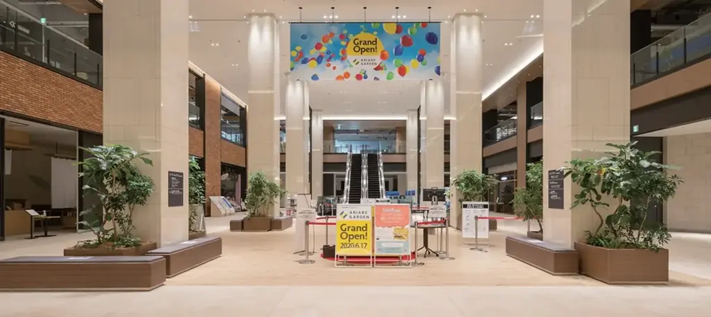 「怪獣８号 POP UP STORE 有明りんかい基地出張所」が「有明ガーデン」にて開催決定！ 有明でショッピングを楽しむカフカたちの新規描き下ろしイラストのグッズや企画が盛り沢山！ 画像 3