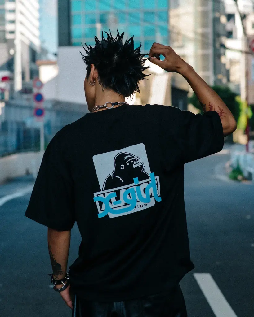 XLARGE x X-girl x SUMMER SONIC 2025“音楽をまとう” カルチャーコラボ T シャツ第 2 弾が登場 画像 4