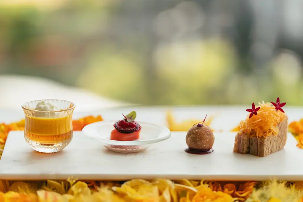 【9月2日（火）スタート】秋限定・五感で味わうアフタヌーンティーBOX“Aromatic Autumn”──焼き立てフレンチトーストや出来立てミルクジェラート付き｜ザ ジャクソン ガーデン 画像 3