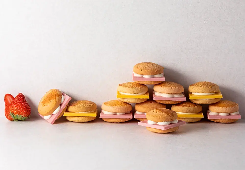 【大丸札幌店】東京駅限定のお菓子のバーガーブランド「キャプテンスイーツバーガー」期間限定OPEN。北海道初登場の『カービィのストロベリーバーガー』も! 画像 2
