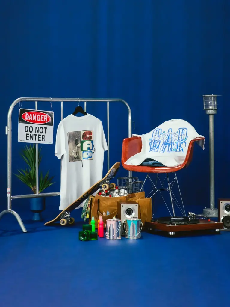 Gap、国内アーティスト10名とコラボレーション!“Gap Japan 30th Anniversary – Back 2 Back T-shirts”を8月26日(火)に発売 画像 2