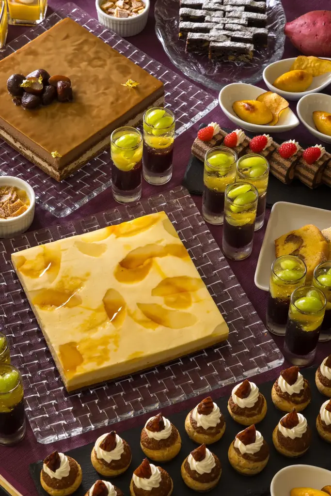 吉祥寺で「チョコに溺れる収穫祭」、新たなスイーツブッフェが登場。2025年9月から11月まで、秋の恵みをテーマにした豪華なスイーツを堪能 画像 2