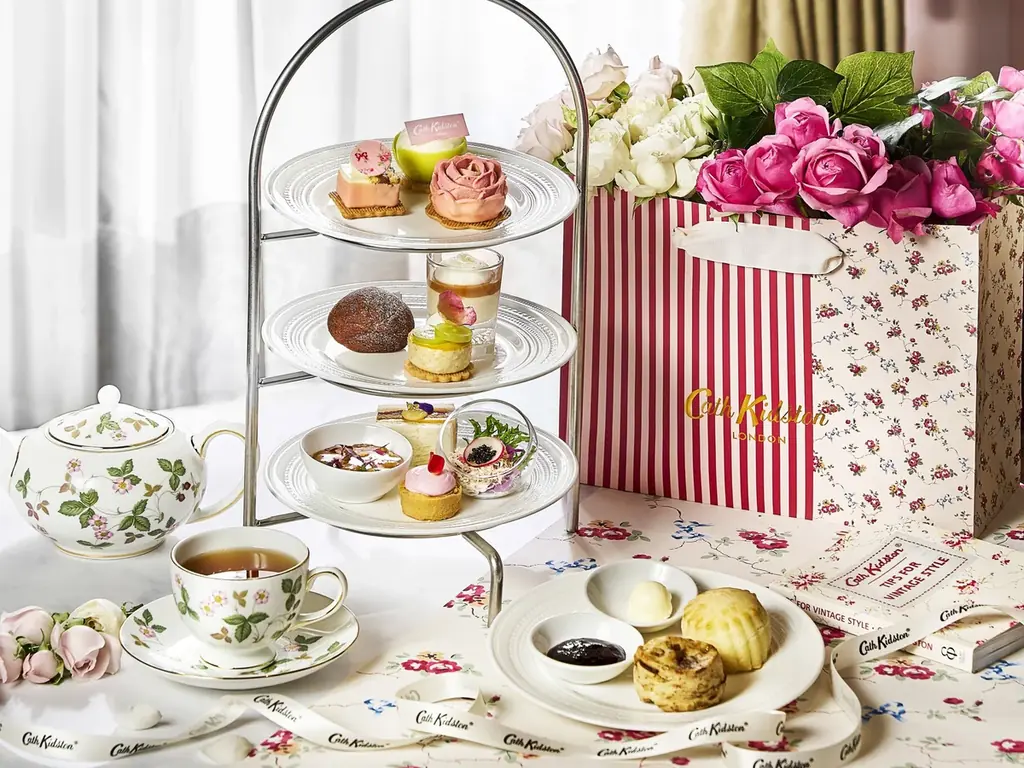 【ザ・リッツ・カールトン大阪】英国のライフスタイルブランド「Cath Kidston（キャス キッドソン）」とのコラボレーションアフタヌーンティーを9月8日（月）より開催 画像 1