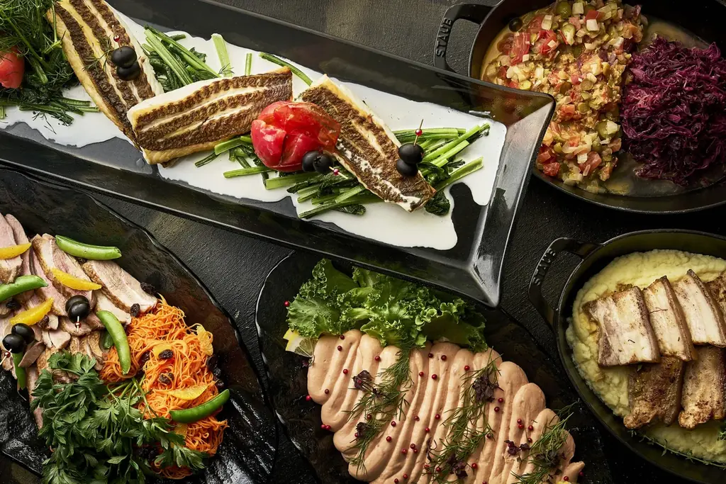 万博ロス界隈へ贈る、世界の食文化を味わう「タイ・日・仏・伊を巡る秋の贅沢グルメビュッフェ」9/1(月)~10/31(金)まで開催。 画像 4