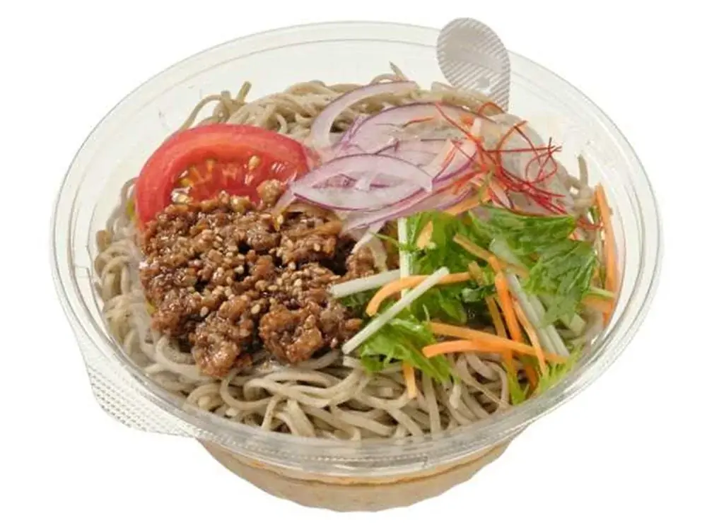 和・洋・中が融合した新感覚の冷たい麺！「ピリ辛クリーミー 胡麻香る豆乳担々そば」が登場！ 画像 2