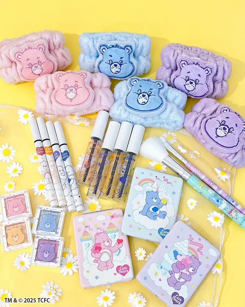 Care Bears™（ケアベア™）コラボの限定コスメがサンキューマートより新登場！ラメカラーのアイシャドウや”抜け感”アイライナーがALL390円（税込429円）で9月上旬より発売 画像 2
